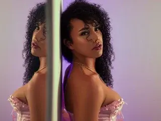 Streamate Best live sex cam show of ParisMiller22