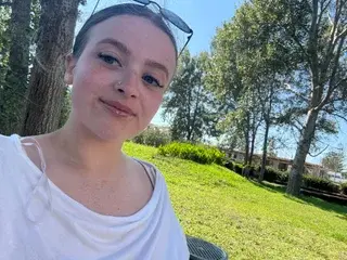Streamate Live Sex of PetiteJulie