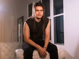 Streamate Live Sex Cam of LucaHoffman