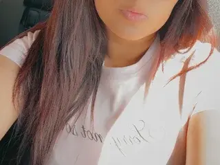 Streamate Nude Webcam of Indian_British_Tina