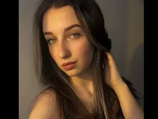 Streamate Live Porn of HeylaRose