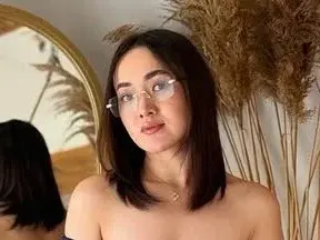 Streamate Live Sex Cam of ToraMika
