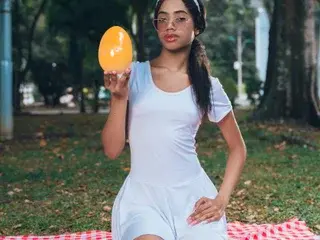 Streamate Watch Live Sex Cams of BrizzaHolguin