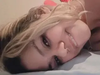 Streamate Free Live Porn of AngelinaDustin