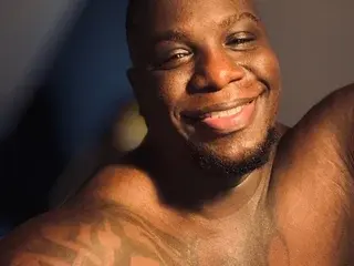 Streamate Watch Live Sex Cams of MuscularJohn