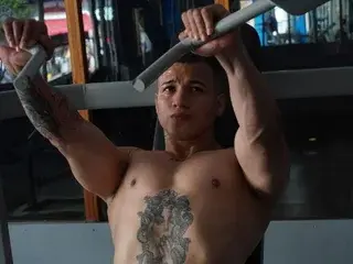 Streamate Sex Cam of RoccoSantos