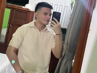 Streamate Nude Webcam of BoyHot_Mio