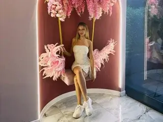 Streamate Free Porn Cam of AnnSoleil