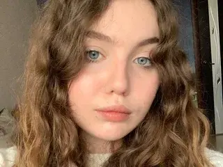 Streamate Free Live Porn of LuxSopphiaaa