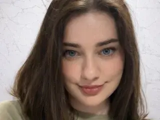 Streamate Watch Live Sex Cams of DemiLinda