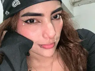 Streamate Live Sex Cam of ElhaSky