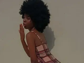 Streamate Sex Cam of Aria_kai