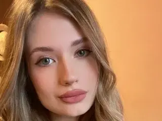 Streamate Private Sex Chat of SidneyGoddess