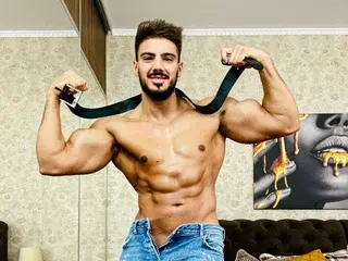 Streamate Free Live Porn of DustinKent