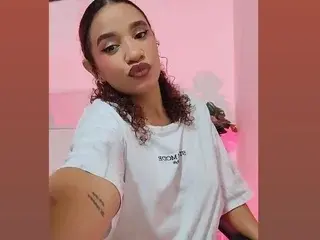 Streamate Sex Cam of AliceGrinnerk