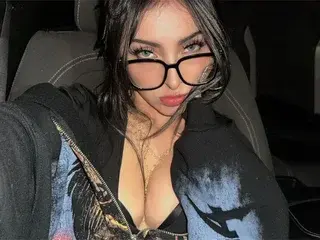 Streamate Free Live Porn of Julieta_Rossett