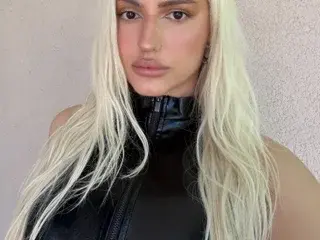Streamate Live Sex Cam of SweetSanctuary