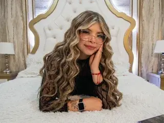 Streamate Best live sex cam show of RiileyAngel