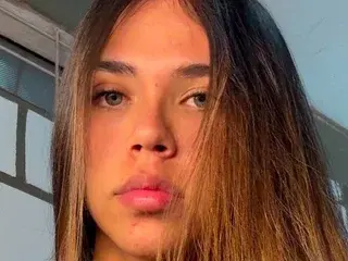 Streamate Free Live Porn of EmmaBlake19