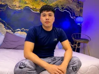 Streamate Adult Webcam of Nickk_Wolf
