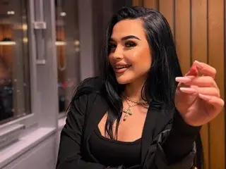 Streamate Live Porn of Sasha_Lorrenz
