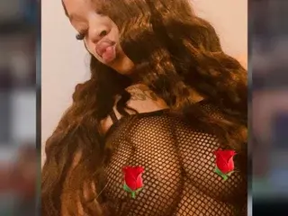 Streamate Nude Webcam of QueeenJ