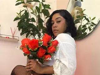 Streamate Best live sex cam show of YariRose