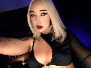 Streamate Free Porn Cam of Sexy_chloe22