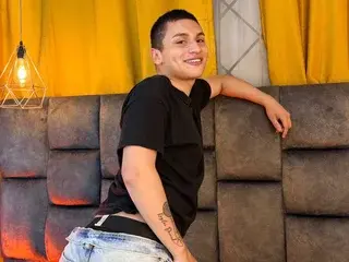 Streamate Adult Video Chat of MatteoHun