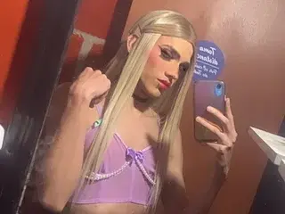 Streamate Live Porn of KENIABERTRUCC