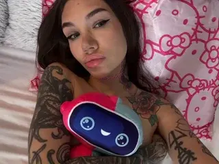 Streamate Nude Webcam of SashaNels