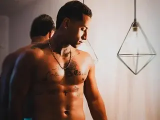 Streamate Nude Webcam of BrushColton