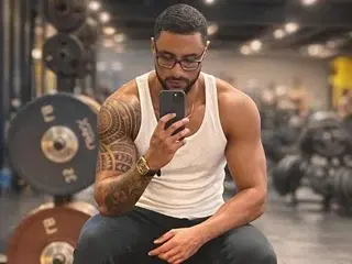 Streamate Adult Webcam of LiamGarcia19