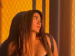 Streamate Free Porn Cam of LunaaRivas