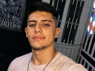 Streamate Live Porn of ClarkDick