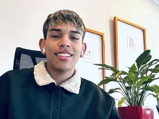 Streamate Live Sex Cam of Cris_Judd