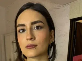 Streamate Free Live Porn of MariAndyuli