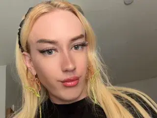 Streamate Free Live Porn of Halovalentine