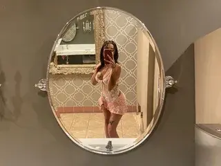 Streamate Live Sex Cam of CyberSugarBaby
