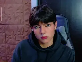 Streamate Free Porn Cam of alandelrey57