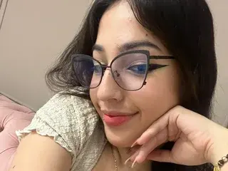 Streamate Live Sex Cam of LizzyQueen_mml