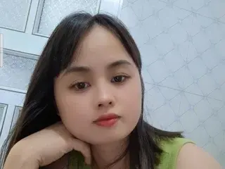 Streamate Free Porn Cam of MinzyMe