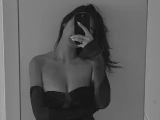 Streamate Live Porn of VeliaSai
