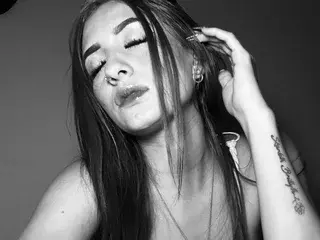 Streamate Free Live Porn of Valery_Skinny