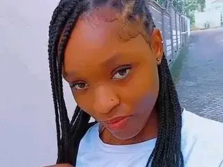 Streamate Nude Webcam of Sleek_petite