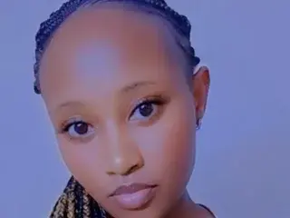 Streamate Live Sex Cam of Prettyjoy19