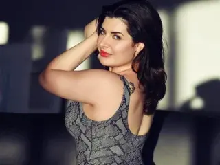 Streamate Free Porn Cam of SarinaSapphire