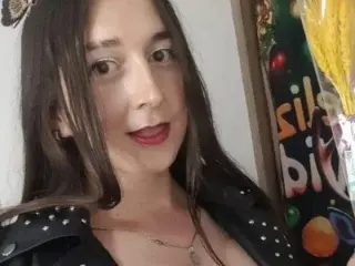 Streamate Live Sex Cam of CandySweetSuck690