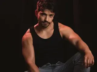 Streamate Live Sex Cam of Ian_Davis