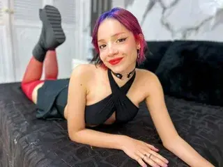Streamate Nude Webcam of LaxiViolet